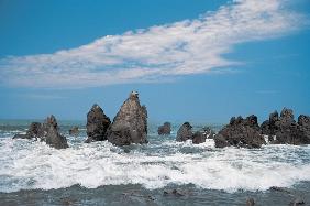 Rocks in sea, Near Bagha (photo) 