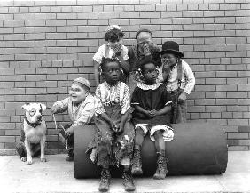 Series THE LITTLE RASCALS/OUR GANG COMEDIES Petey, Joe Cobb, Farina , Jannie Hoskins, Jackie Condon,