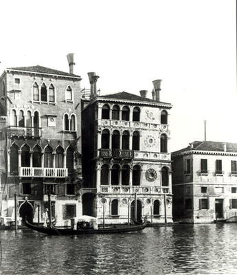 View of (LtoR) Palazzo Barbaro and Palazzo Dario (b/w photo) von 
