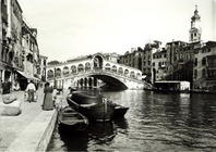 View of the Ponte di Rialto (b/w photo) C16th