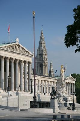 Parlament und Rathaus, Wien von Peter Wienerroither