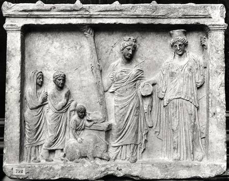 Man, woman and child before an altar offering a sow as a sacrifice to Demeter and Kore von Praxiteles