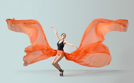 Orangefarbene Ballerina