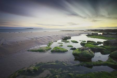 Morgendämmerung über Seahouses Beach