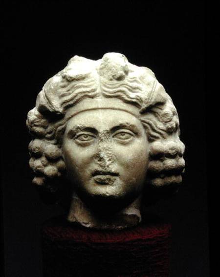 Head of a woman, Period von Roman