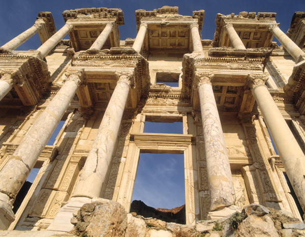 The Celsus Library, built in AD 135 (photo)  von Roman