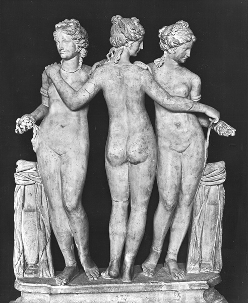 The Three Graces, copy of a 2nd century BC Greek original (marble) (b/w photo) (see 191014 and 19101 von Roman