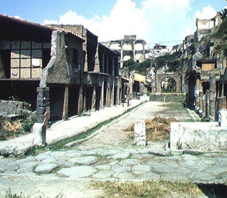 View of the Decumanus Maximus (Main Road) (photo) von Roman 1st century AD