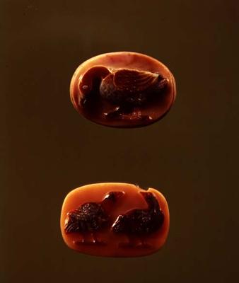 Two cameos of birds (polychrome agate and onyx) von Roman 1st century BC