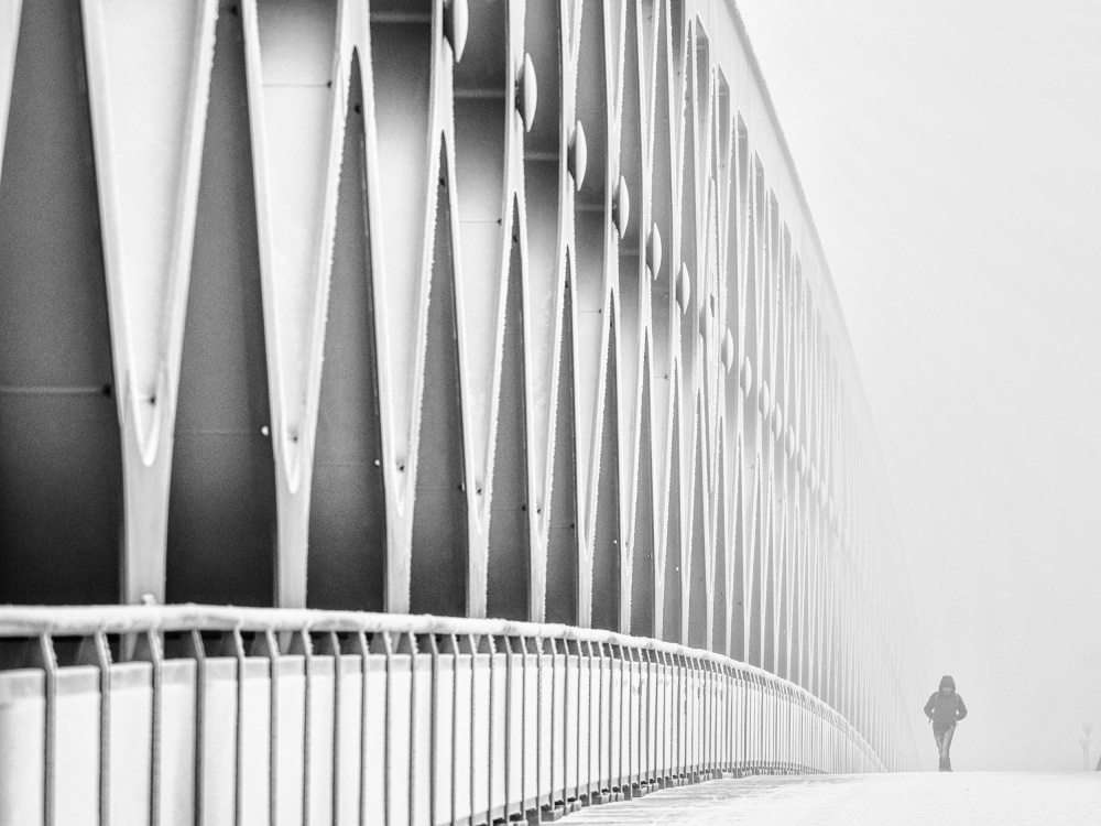 Brücke im Nebel von Rudolf Baranovic