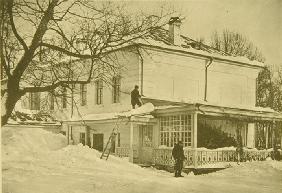 Tolstois Haus in Jasnaja Poljana im Winter