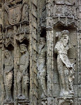 Sculptural detail of the left jamb of the entrance facade built 1488