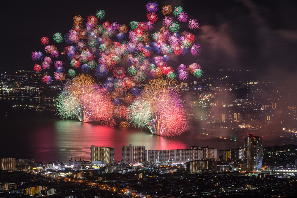 Feuerwerk am Biwa-See von Tatsuki Ito