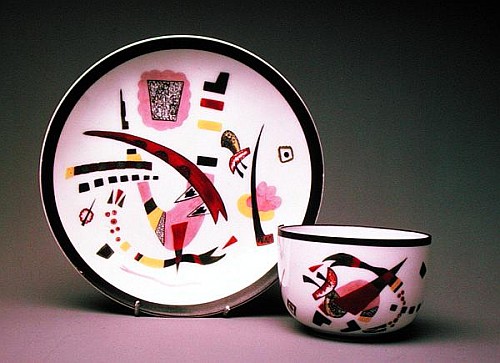 Cup with saucer von Wassily Kandinsky