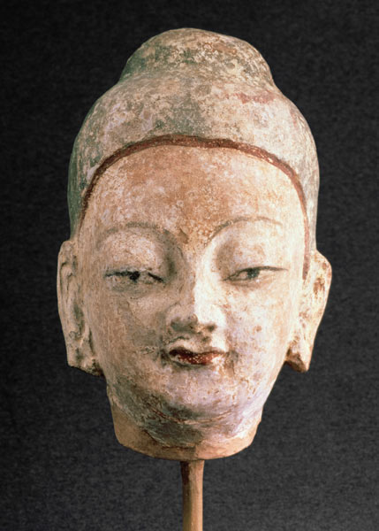 Head of a statue of Buddha, from Bezeklik von Xingjiang